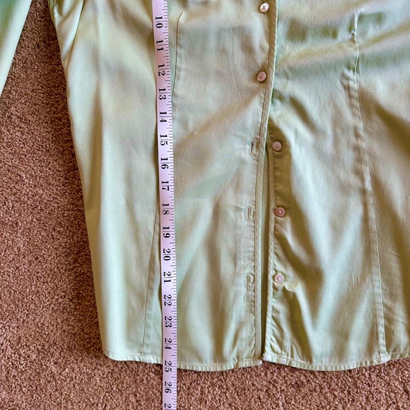 Talbot's Light Green Stretch Cotton Sateen Button-Down Shirt – Women’s Size - Picture 6 of 8
